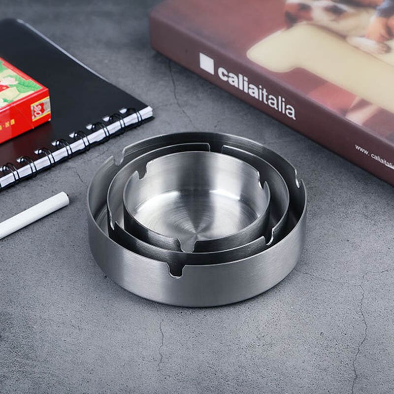 1Pcs  Stainless Steel Anti-scalding Portable Ashtray Round Shape Cigar Ash Tray Easy Cleaning  Ash Holder Cigarette Accessories