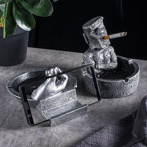 Hand Shaped Ashtray Creative Smoking Pipe Ashtray with Hand Personality Resin Ash Tray Cigarette Holder Phone Bracket Home Decor