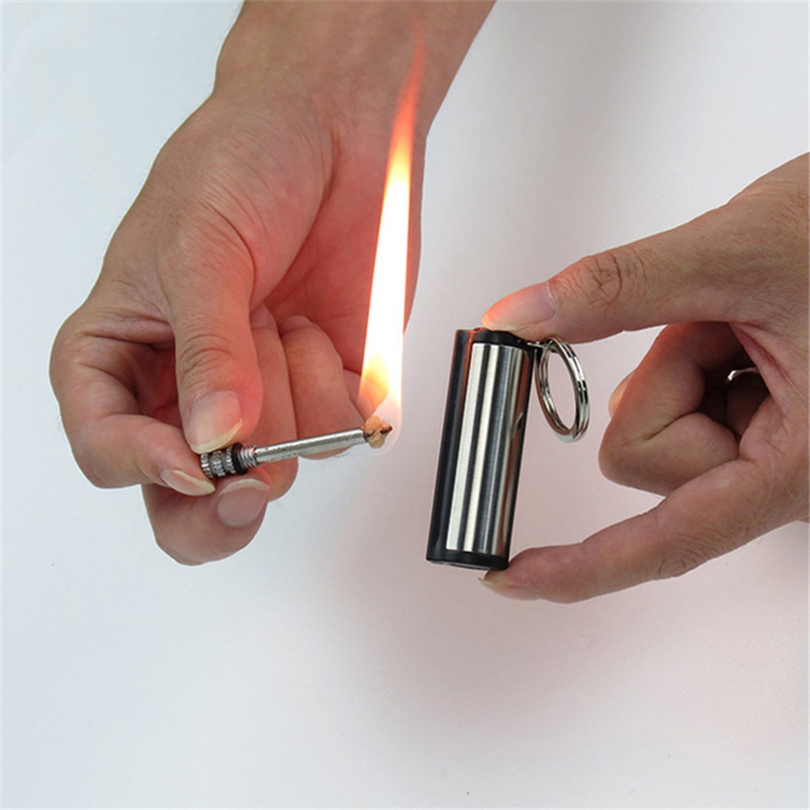 New Fire Metal Retro Matches Flint fire Outdoor Waterproof Portable Lighter Bottle Keychain With Containing Cotton Core