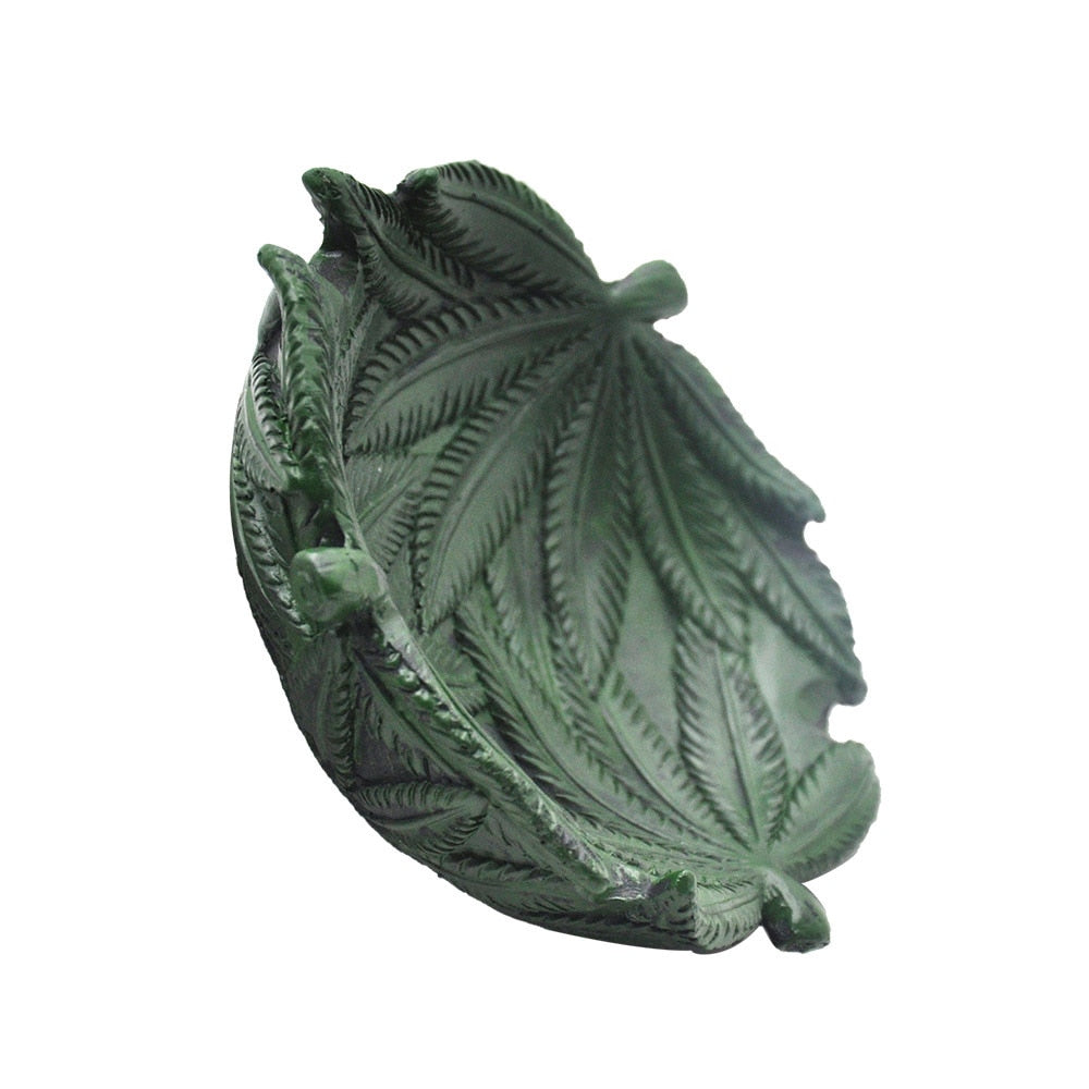Resin Ashtray Lovely Cartoon Green Leaf Leaves Ash Tray Home Office Funny Decorative Creative Smoking Accessories Men Gift